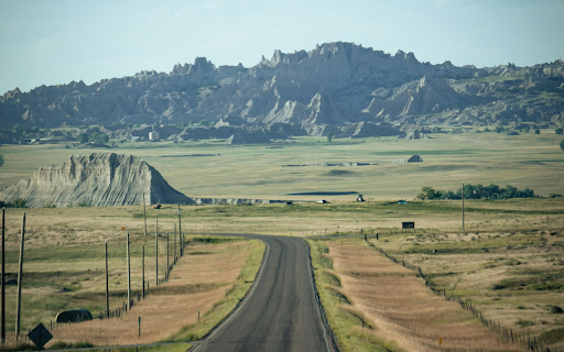 An Open Road with a Scenic View screenshot 1