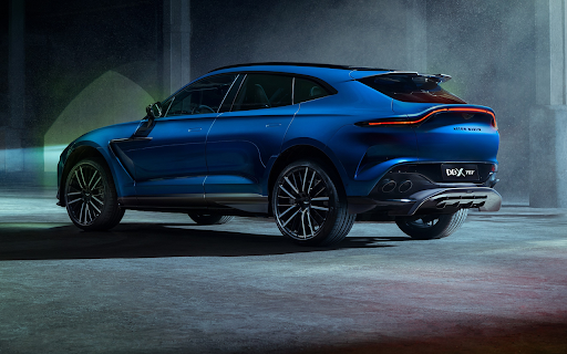 Aston Martin DBX screenshot 1