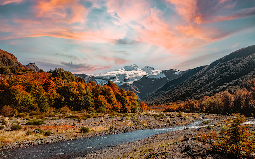 Beautiful shot of wild landscape at sunset screenshot 1