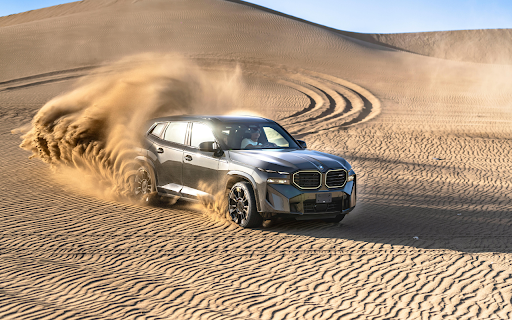 BMW XM and Dust on Desert screenshot 1