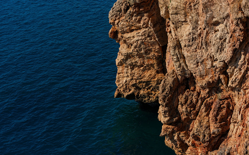 Cliff by the sea screenshot 1