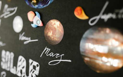 Creative School Project Drawing on a Board screenshot 1