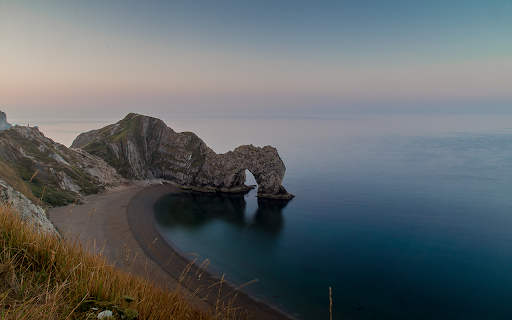 Durdle Door in Dorset, UK screenshot 1