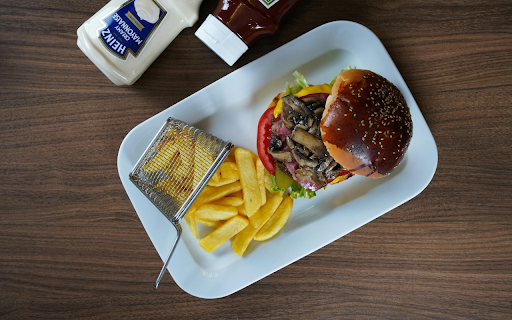 Food plate screenshot 1