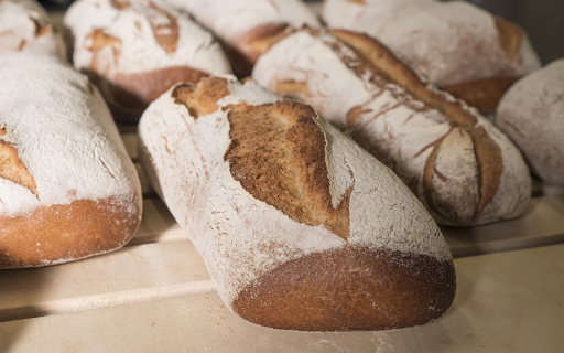 Freshly baked brown bread screenshot 1