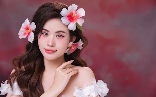 Girl and pink skin screenshot 1