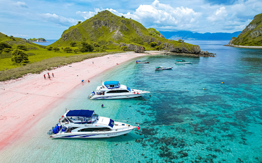 Green beach screenshot 1