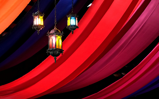 Hanging candles screenshot 1