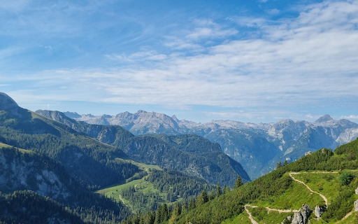 Hills and green forests screenshot 1