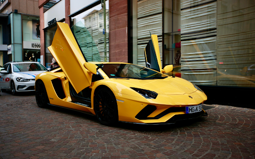 Lamborghini Car with Doors Open screenshot 1