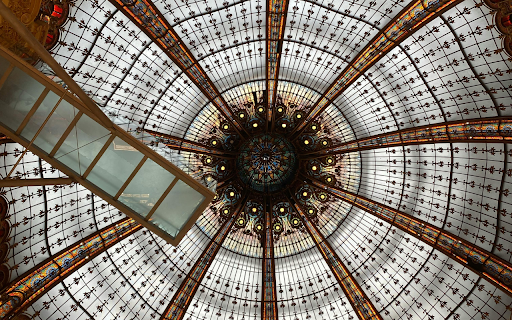 Low Angle Shot of the Dome of the Galeries Lafayette screenshot 1