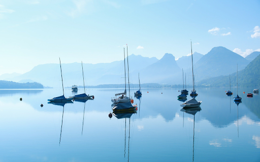 Many boats on the lake screenshot 1