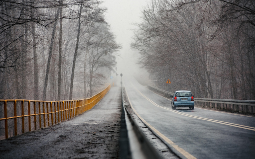 Misty Drive Ahead screenshot 1