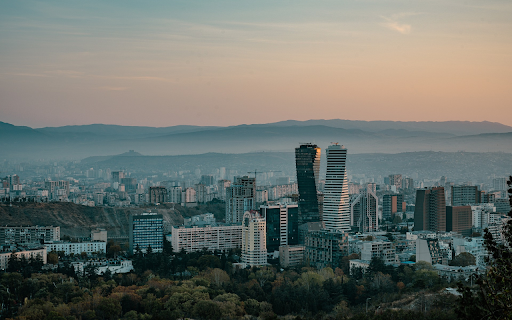 Modern city screenshot 1