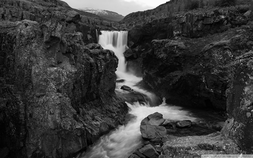 Monochrome Waterfall Canyon screenshot 1
