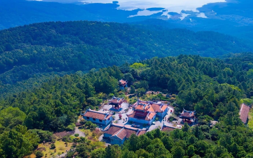 Nui Hoang Lam screenshot 1