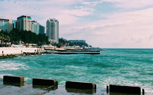 Scenic Shot of the Sochi Seaside screenshot 1