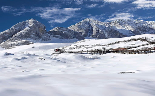 snowy mountain wallpaper screenshot 1