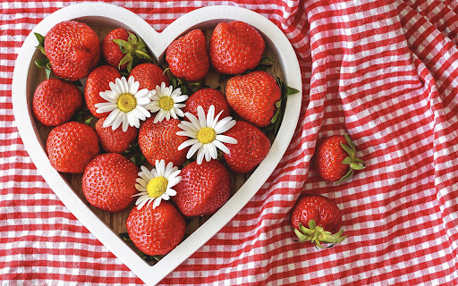 Strawberry heart tray screenshot 1