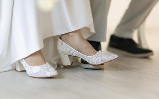 The Flower Embroidered Shoe screenshot 1