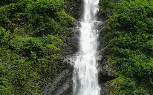 The waterfall flows long screenshot 1