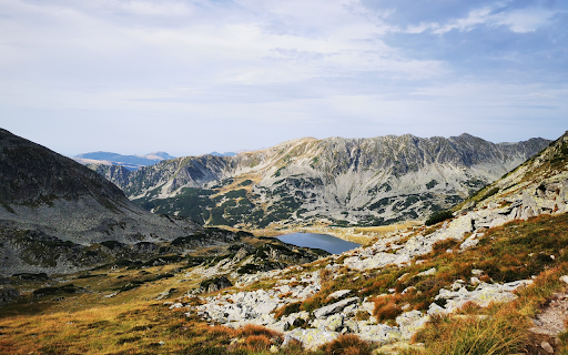 Valleys and clear puddles screenshot 1